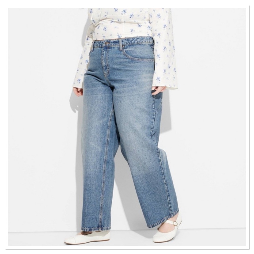 Classic Blue Women's 90’s Mid Rise Relaxed Straight Jeans Wild Fable